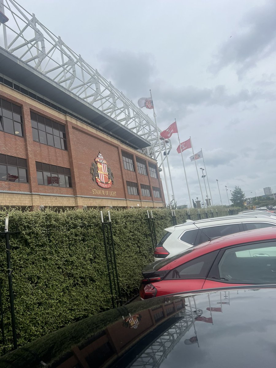 Today’s learning environment: Undesirable.

Learning objective:  Try to educate. 

Evaluation:  Fail. We tried. 
You can’t educate stupid. 

Over and out.

🤭