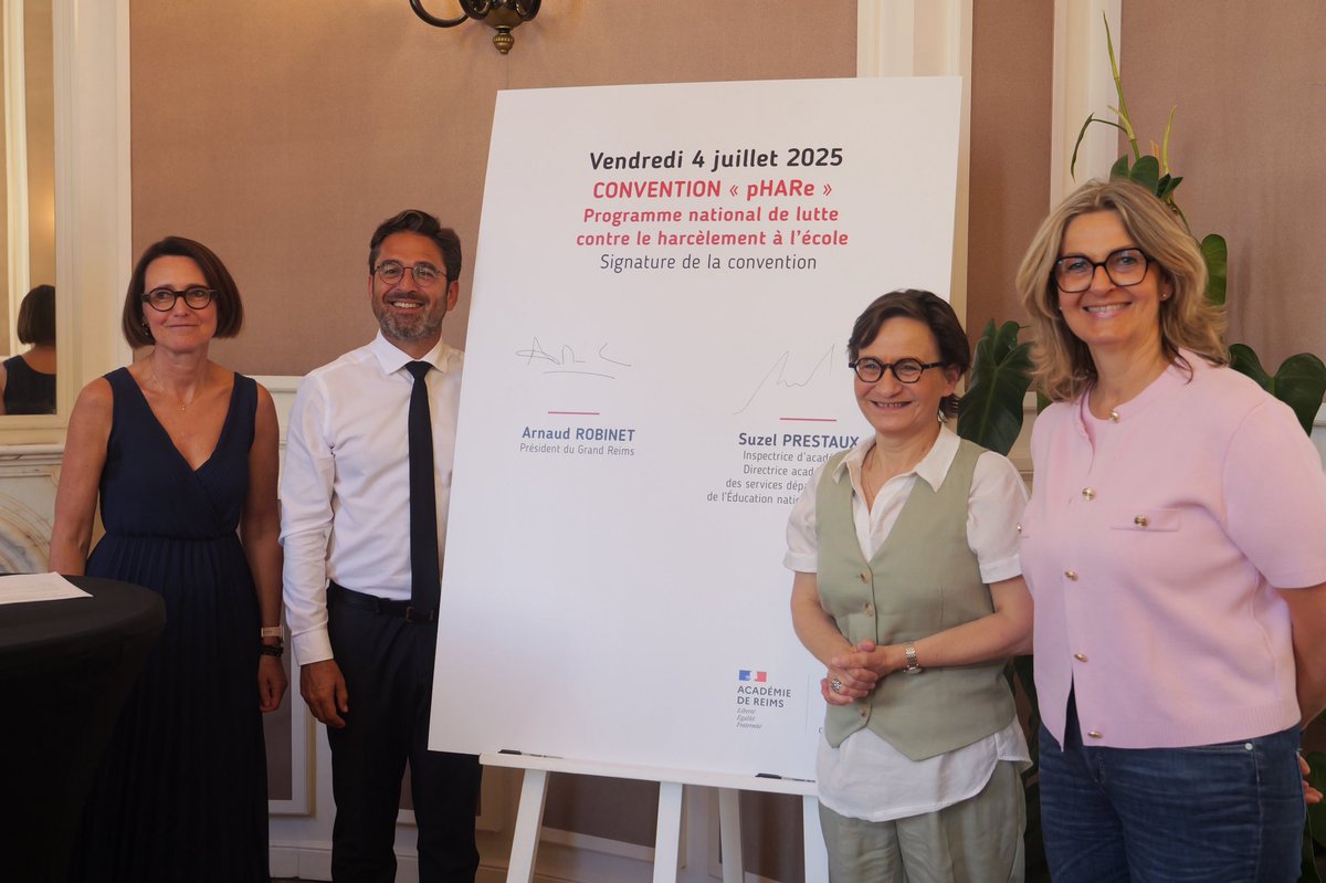 Signature de #convention de partenariat aujourd’hui entre le #GrandReims et l'Education Nationale pour le déploiement du #programme national de prévention et de lutte contre le #harcèlement à l'école #pHARe !