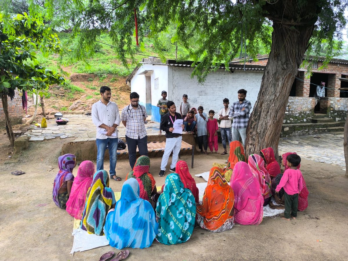 Satellite Centre for Tribal Health & Research-STHR (@coeaiimsjodhpur) on Twitter photo рдЖрдЬ рдЦреЛрдмрд╛рдлрд▓реА, рд╕рд┐рдпрд╛рд╡рд╛, рдЖрдмреВ рд░реЛрдб рдореЗрдВ <a href="/aiimsjodhpur/">PRAVEEN BISHNOI</a> рдХреА рд░реЗрдЬрд┐рдбреЗрдВрд╢рд┐рдпрд▓ рдкреЛрд╕реНрдЯрд┐рдВрдЧ рдХреЗ рддрд╣рдд рдЧреИрд░-рд╕рдВрдЪрд╛рд░реА рд░реЛрдЧреЛрдВ рдкрд░ рд╕реНрд╡рд╛рд╕реНрдереНрдп рд╢рд┐рдХреНрд╖рд╛ рд╕рддреНрд░ рдЖрдпреЛрдЬрд┐рдд рд╣реБрдЖред рд╕рддреНрд░ рдореЗрдВ рд╣рд╛рдЗрдкрд░рдЯреЗрдВрд╢рди, рдбрд╛рдпрдмрд┐рдЯреАрдЬ рдХреА рд░реЛрдХрдерд╛рдо, рдЬреАрд╡рдирд╢реИрд▓реА, рд╕рдВрддреБрд▓рд┐рдд рдЖрд╣рд╛рд░ рд╡ рдлрд┐рдЬрд┐рдХрд▓ рдПрдХреНрдЯрд┐рд╡рд┐рдЯреА рдкрд░ рдЪрд░реНрдЪрд╛ рд╣реБрдИред
<a href="/coeaiimsjodhpur/">Satellite Centre for Tribal Health & Research-STHR</a> <a href="/TribalAffairsIn/">Ministry of Tribal Affairs, Govt. of India</a> рдЖрдЬ рдЦреЛрдмрд╛рдлрд▓реА, рд╕рд┐рдпрд╛рд╡рд╛, рдЖрдмреВ рд░реЛрдб рдореЗрдВ <a href="/aiimsjodhpur/">PRAVEEN BISHNOI</a> рдХреА рд░реЗрдЬрд┐рдбреЗрдВрд╢рд┐рдпрд▓ рдкреЛрд╕реНрдЯрд┐рдВрдЧ рдХреЗ рддрд╣рдд рдЧреИрд░-рд╕рдВрдЪрд╛рд░реА рд░реЛрдЧреЛрдВ рдкрд░ рд╕реНрд╡рд╛рд╕реНрдереНрдп рд╢рд┐рдХреНрд╖рд╛ рд╕рддреНрд░ рдЖрдпреЛрдЬрд┐рдд рд╣реБрдЖред рд╕рддреНрд░ рдореЗрдВ рд╣рд╛рдЗрдкрд░рдЯреЗрдВрд╢рди, рдбрд╛рдпрдмрд┐рдЯреАрдЬ рдХреА рд░реЛрдХрдерд╛рдо, рдЬреАрд╡рдирд╢реИрд▓реА, рд╕рдВрддреБрд▓рд┐рдд рдЖрд╣рд╛рд░ рд╡ рдлрд┐рдЬрд┐рдХрд▓ рдПрдХреНрдЯрд┐рд╡рд┐рдЯреА рдкрд░ рдЪрд░реНрдЪрд╛ рд╣реБрдИред
<a href="/coeaiimsjodhpur/">Satellite Centre for Tribal Health & Research-STHR</a> <a href="/TribalAffairsIn/">Ministry of Tribal Affairs, Govt. of India</a>
