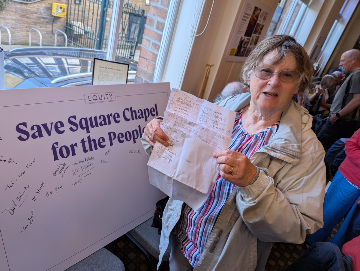 📣Standing room only to save Square Chapel for the people!

Over 2,000 have signed the petition, and last night’s packed meeting proved it: Halifax won’t let this vital arts space go without a fight. ✊ 

Sign the petition now:  tinyurl.com/SaveSquareChap… 

#SaveSquareChapel