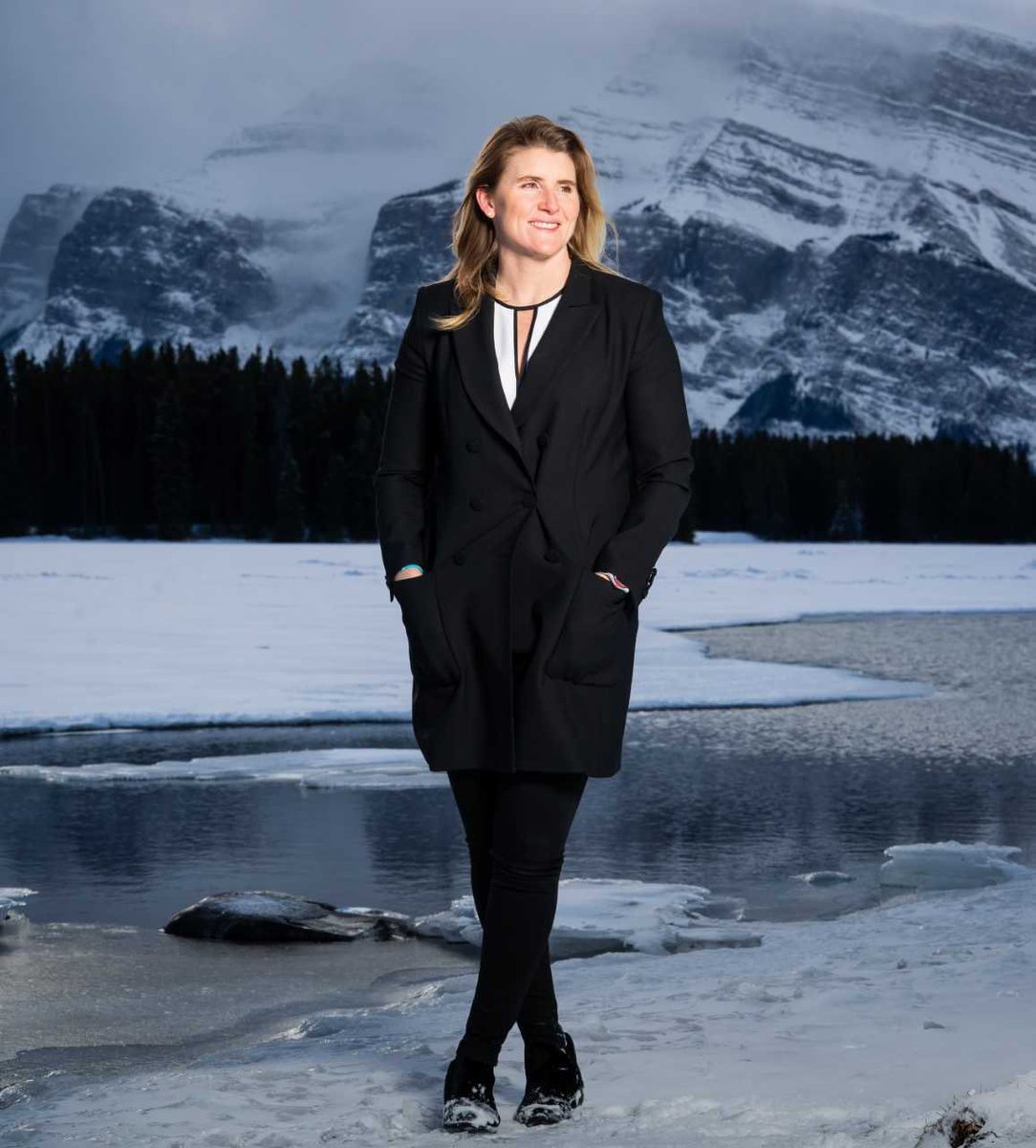 We’re excited to announce Four-Time Olympic Gold Medalist, Hall of Fame Inductee, and Philanthropist Dr. Hayley Wickenheiser will be the speaker at our Grape Growers 40th Annual Celebrity Luncheon on September 17th. To get tickets visit: grapegrowersofontario.com/events/luncheo…