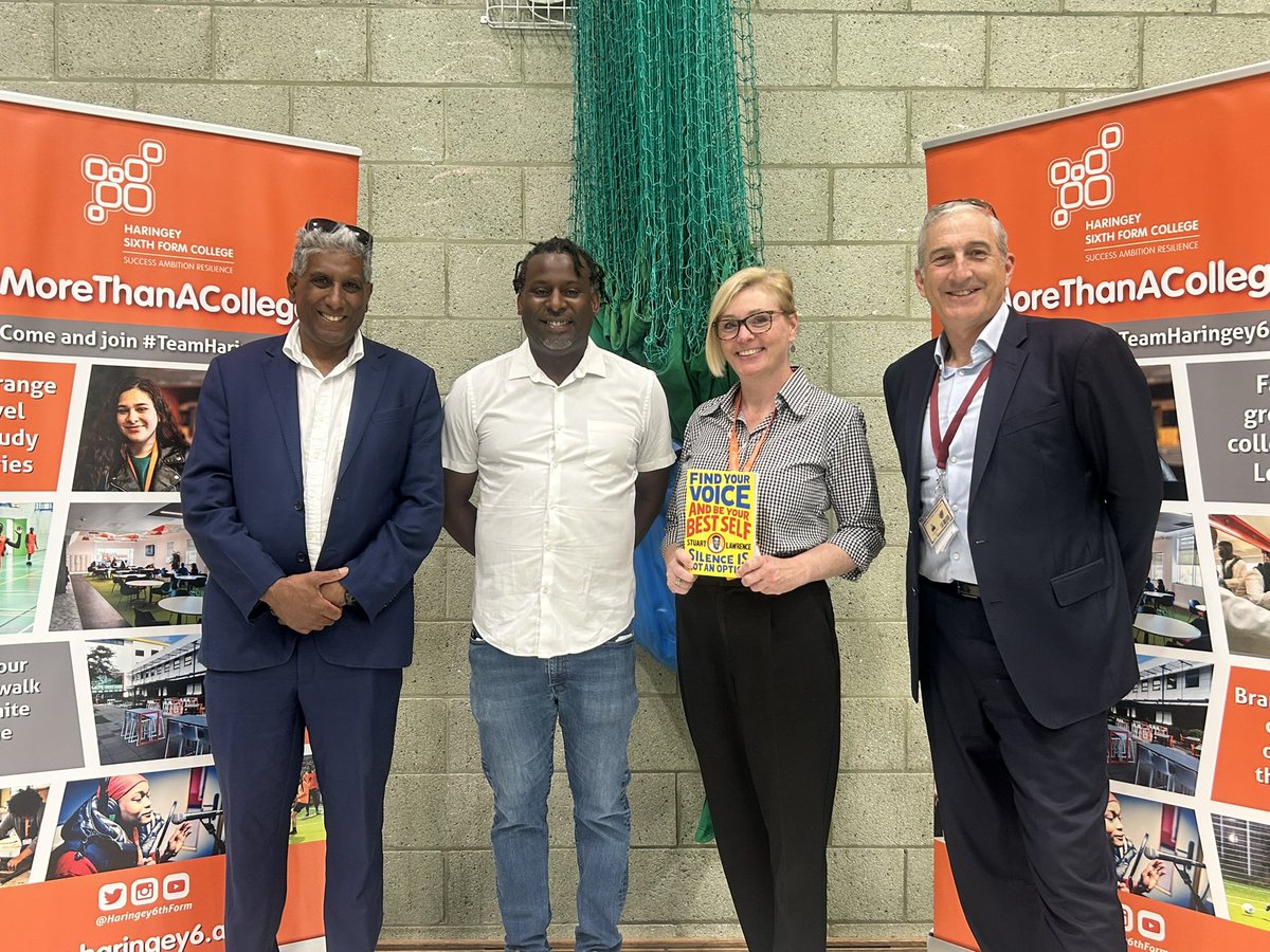 Haringey6thForm's tweet image. 🎓 Honoured to host the #TottenhamUniversity graduations at #H6! Huge thanks to @sal2nd for inspiring Yr4 & Yr5 students. Grateful to #DalBabu & #JamesLane for emceeing! 👏 #StFrancisDeSales #RisleyAvenuePrimary #DevonshireHill #BrookHouse #LancasterianPrimary