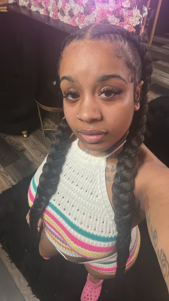 dympiece18's tweet photo. Biggest freak https://t.co/nyrI4HCqtc