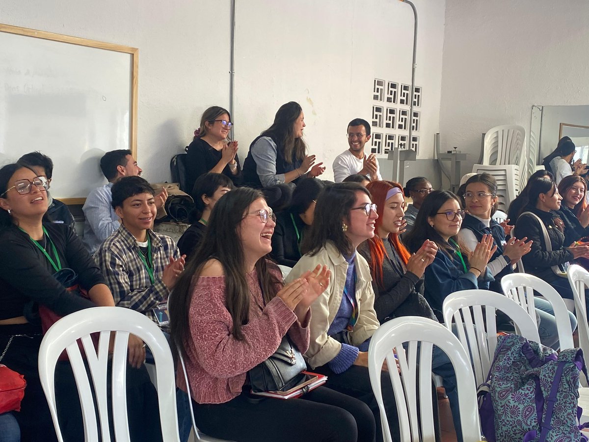 Diego Duque (@diegoduque21) on Twitter photo 🟣 Tercera escuela de emprendimiento. Esta vez para emprendedoras mujeres y cuidadoras. Un gran trabajo articulado con <a href="/ANDI_Colombia/">ANDI</a> y <a href="/integracionbta/">Secretaría Distrital de Integración Social</a>.
Así construimos inclusión social y productiva en las #CasasDeJuventud en <a href="/DistritoJoven_/">Distrito Joven</a> 🟣 Tercera escuela de emprendimiento. Esta vez para emprendedoras mujeres y cuidadoras. Un gran trabajo articulado con <a href="/ANDI_Colombia/">ANDI</a> y <a href="/integracionbta/">Secretaría Distrital de Integración Social</a>.
Así construimos inclusión social y productiva en las #CasasDeJuventud en <a href="/DistritoJoven_/">Distrito Joven</a>