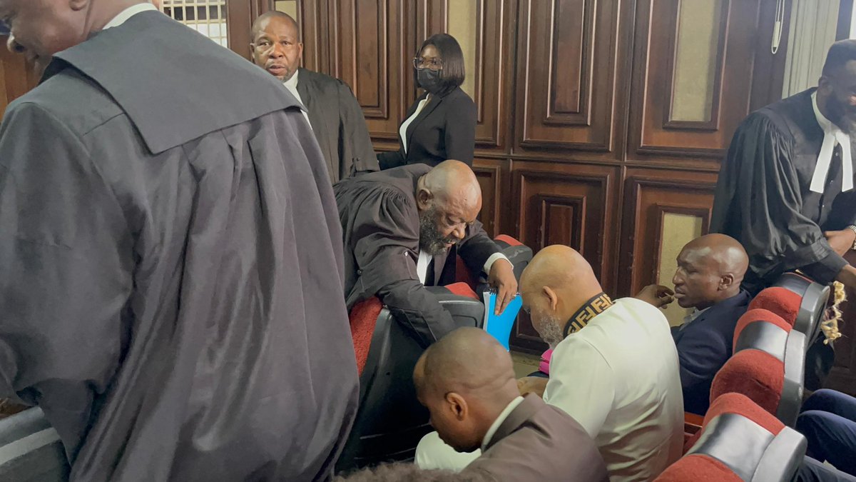 AloyEjimakor's tweet image. I just exited from seeing Onyendu MAZI NNAMDI KANU. For those that asked me, I go there SIX days of every week - 3 days to submit the letter of visitation &amp;amp; another 3 days to conduct the visitations on Mondays, Wednesdays &amp;amp; Fridays. It’s tough but we’re tougher. #Indomitable.