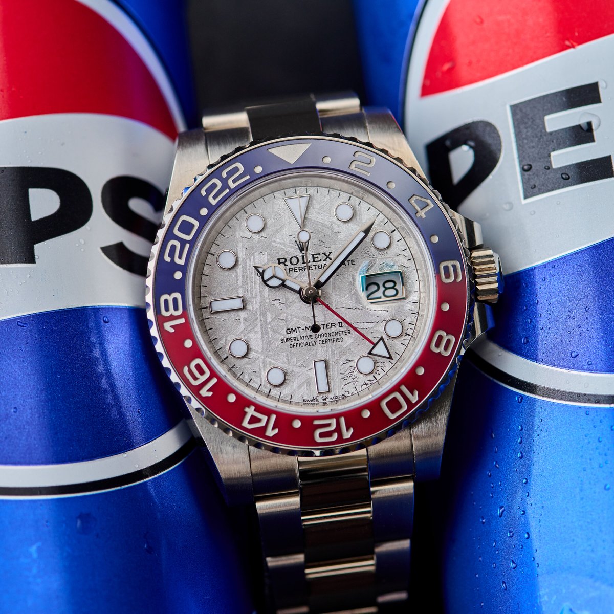 EuropeanWatchCo's tweet image. 🎆 Fireworks. Freedom. Fine watches.

From all of us here at European Watch Company, Happy 4th of July! 

Whether you&apos;re grilling with friends, watching the fireworks, or just enjoying some well-earned downtime, here&apos;s to independence, craftsmanship, and timeless traditions. 🦅⏱️…
