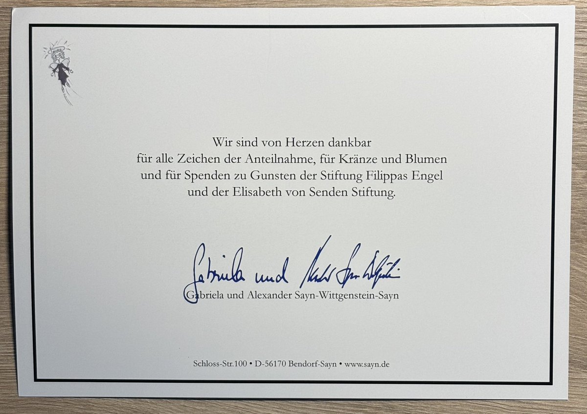 GeertJanssens68's tweet image. 📬 Vandaag in de brievenbus – een vorstelijke herinnering vol stijl, devotie en… fototoestellen.
Nieuw in de collectie: het rouwprentje van Maria Anna Fürstin zu Sayn-Wittgenstein-Sayn, geboren Freifrau von Mayr-Melnhof (1919–2025).
Geboren in Salzburg en overleden op…