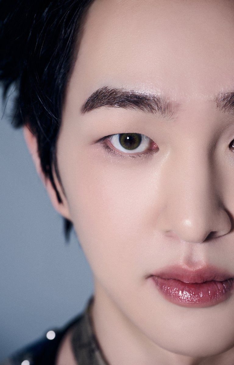 ONEW_GRIFFIN's tweet photo. 온유 ONEW 'ANIMALS' EYES ON / OFF

온유 ONEW 2ND ALBUM [PERCENT] 
2025.07.15 6PM (KST)

#온유 #ONEW
#PERCENT #ONEW_PERCENT
#퍼센트 #온유_퍼센트 #온유퍼센트
#ONEW_ANIMALS #ANIMALS #온유_애니멀 #온유애니멀 https://t.co/9hranWoy7R