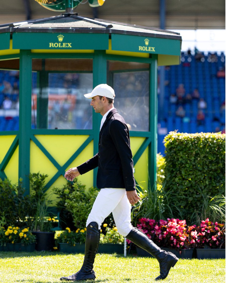 Inside the Rolex Grand Slam 🏆🐴 - A selection of behind the scenes pictures of @chio_aachen ! Find all the pictures on zurl.co/AzLlP 

#rolexgrandslam #CHIOaachen #behindthescenes #horses #showjumping 

📸 : Rolex Grand Slam - Ashley Neuhof &amp; Helen Cruden