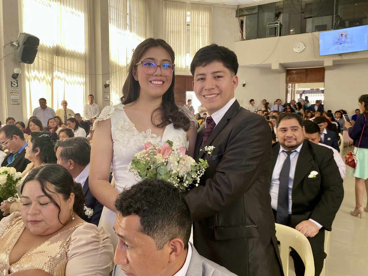 ✨Se realiza “La boda que soñé”✨ a través de la escuela bíblica Nuevo Tiempo con el objetivo de vincular la unidad básica que es la familia ❤️.

#LaBodaquesoñé #Escuelabíblica #NuevoTiempo #Matrimonio