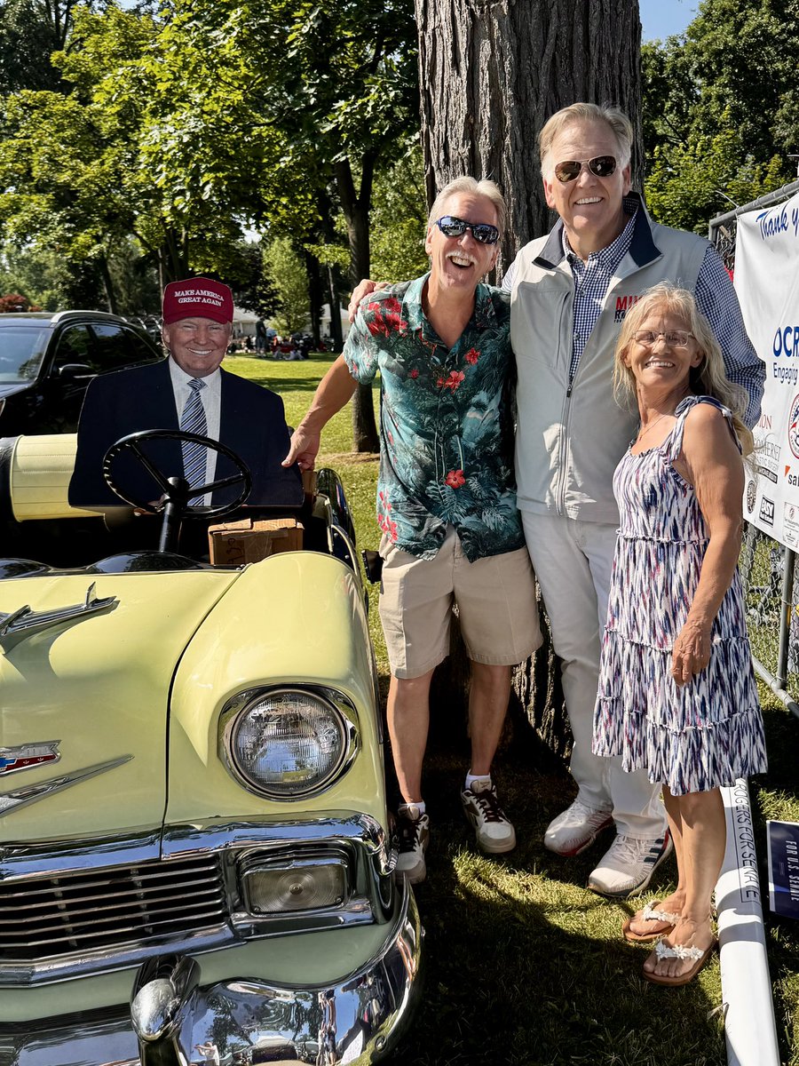 MikeRogersForMI's tweet image. Celebrating FREEDOM with friends at the Clawson Carnival! 🇺🇸