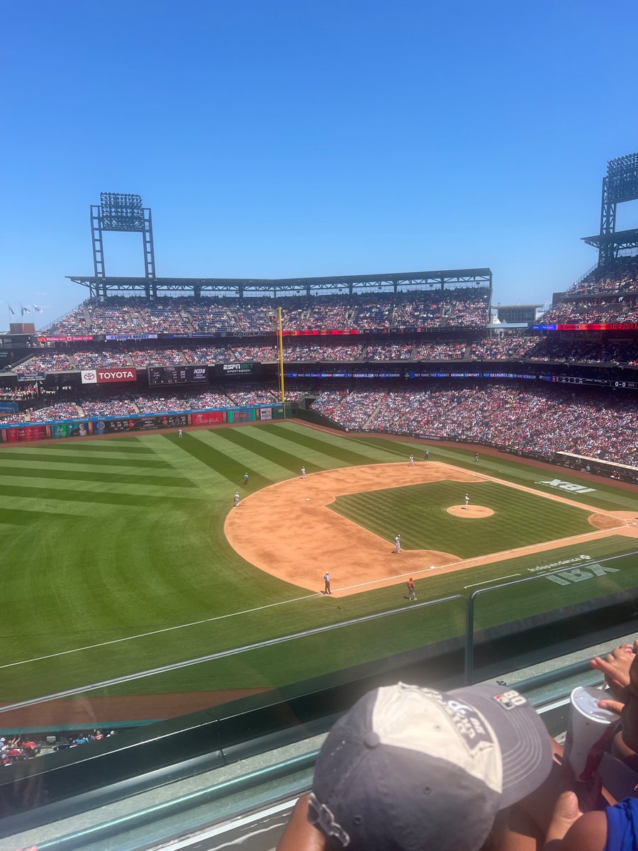B_G114's tweet image. Celebrating America with America’s pastime! Go @Phillies #ringthebell