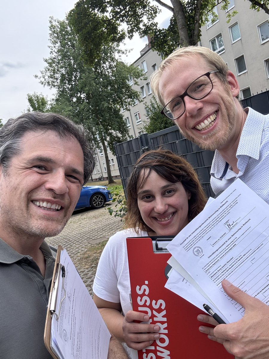 BSW Bremen in NRW zu Besuch. Wir unterstützen das BSW NRW beim Sammeln von Unterschriften für die Wahl im September. Team! 👍🏻 #BSW #Bremen