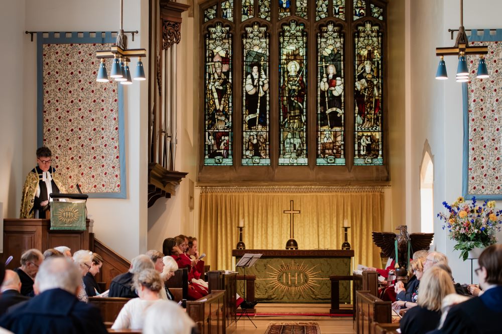 Last chance to book for the supper reception following this year's Pictures, Words and Music in Chapel ⛪🎶

Admission to the Chapel is free and open to everyone, there's only a cost for supper.

✨Thursday 10 July, 6.30pm - we look forward to seeing you!

graysinn.org.uk/events/picture…