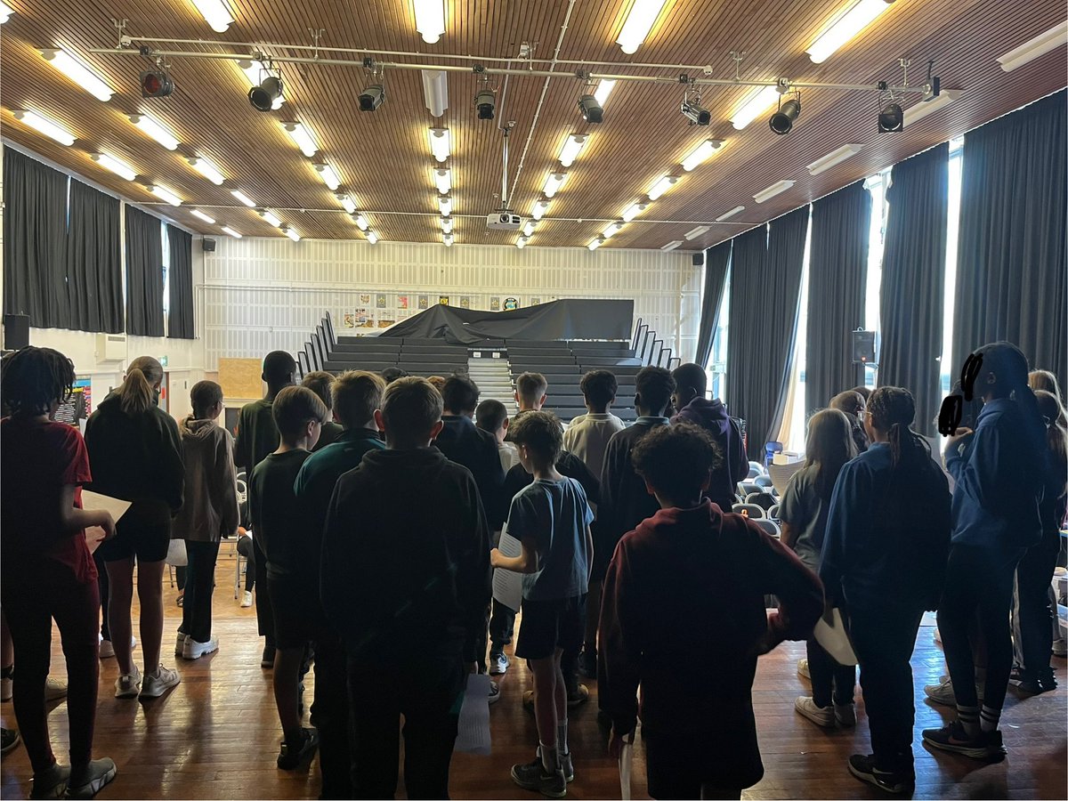 Over the last two days we have welcomed our new year 7 students to the academy.

They have taken part in fun filled taster sessions which ranged from Maths, English and Science to performing arts and PE. They had a great experience of the NEWA life.