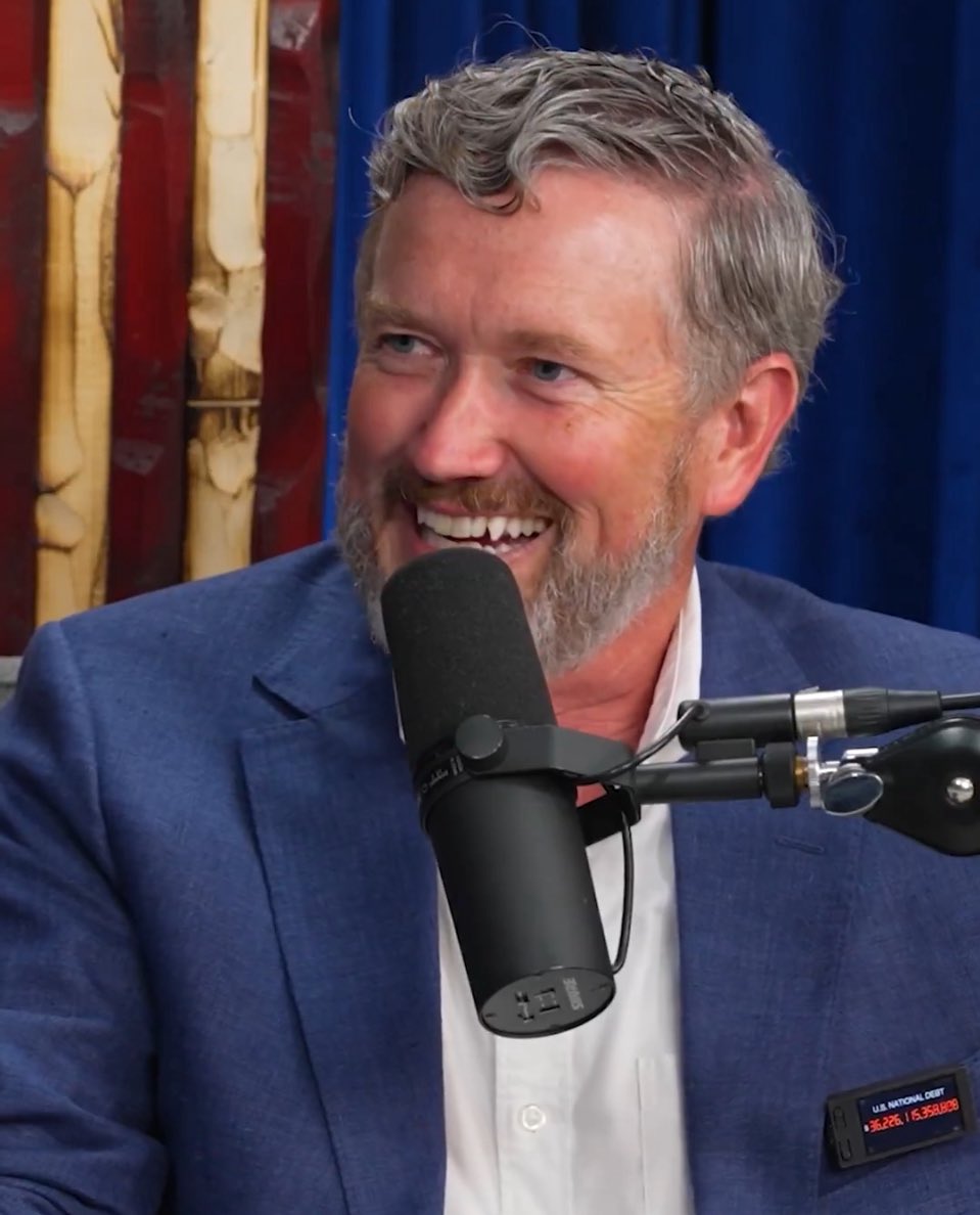 RepThomasMassie's tweet image. ICYMI, here’s my interview with @TheoVon where I explained how Congress really operates.
youtube.com/watch?v=26s5N2…