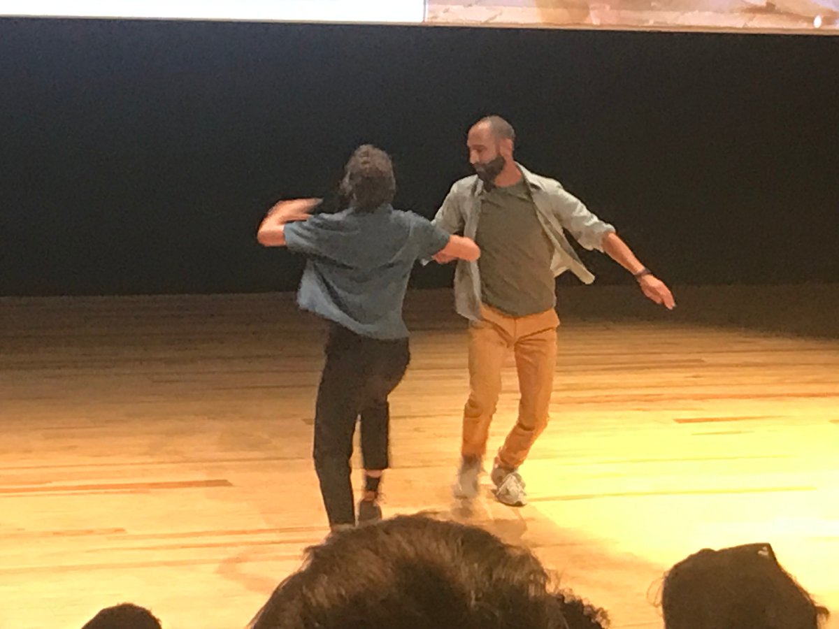 🎭 Toujours dans le cadre des présentations #CratèreSurfaces, la #CieMarécage a présenté son tout nouveau projet devant un public français et européen. Une belle occasion de découvrir l’audace artistique à travers une présentation en mouvement !