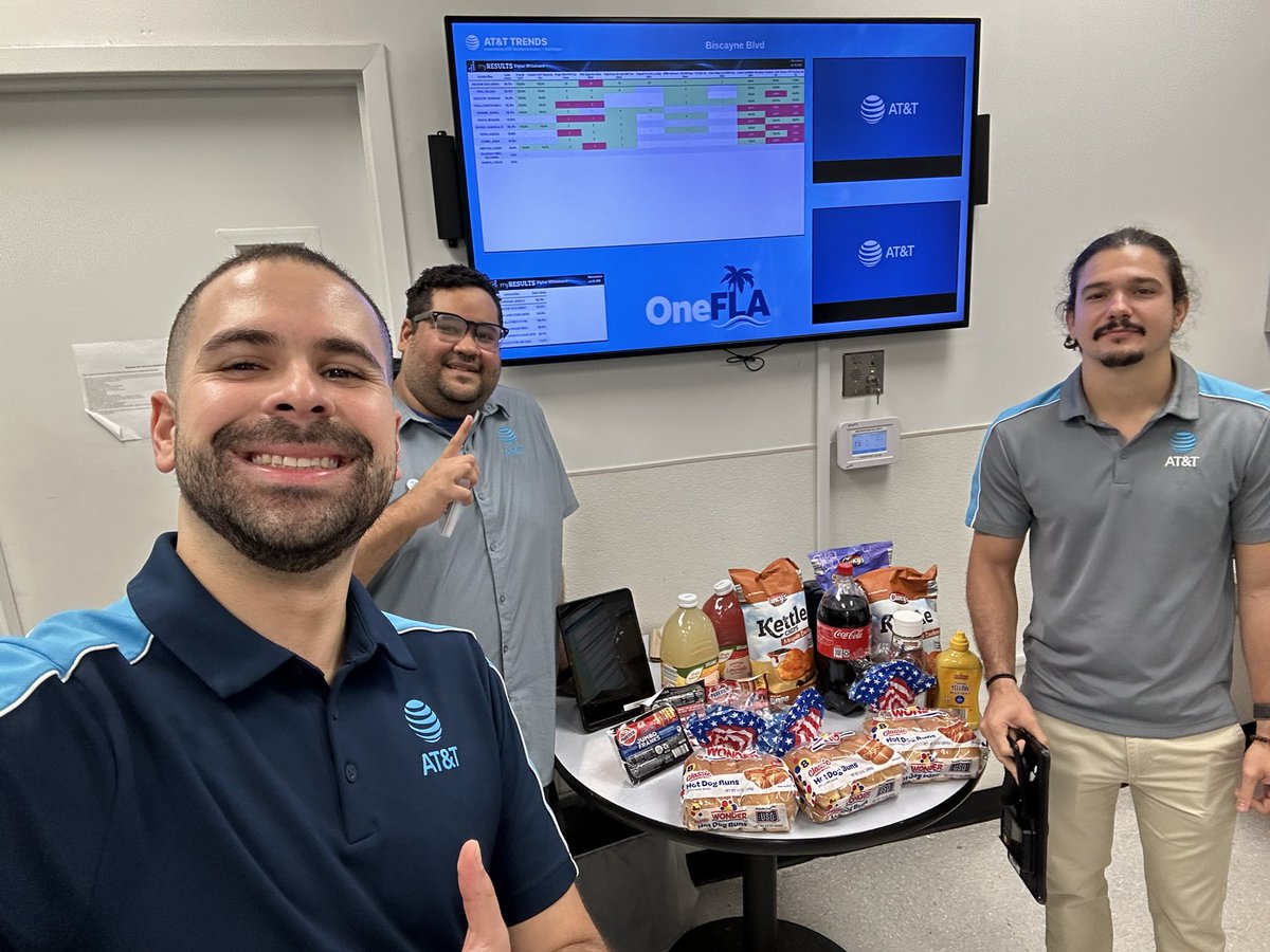 THANK YOU FROM BISCAYNE TO <a href="/One_FLA/">OneFLA</a> for the HOTDOGS AND HAPPY 4th of July