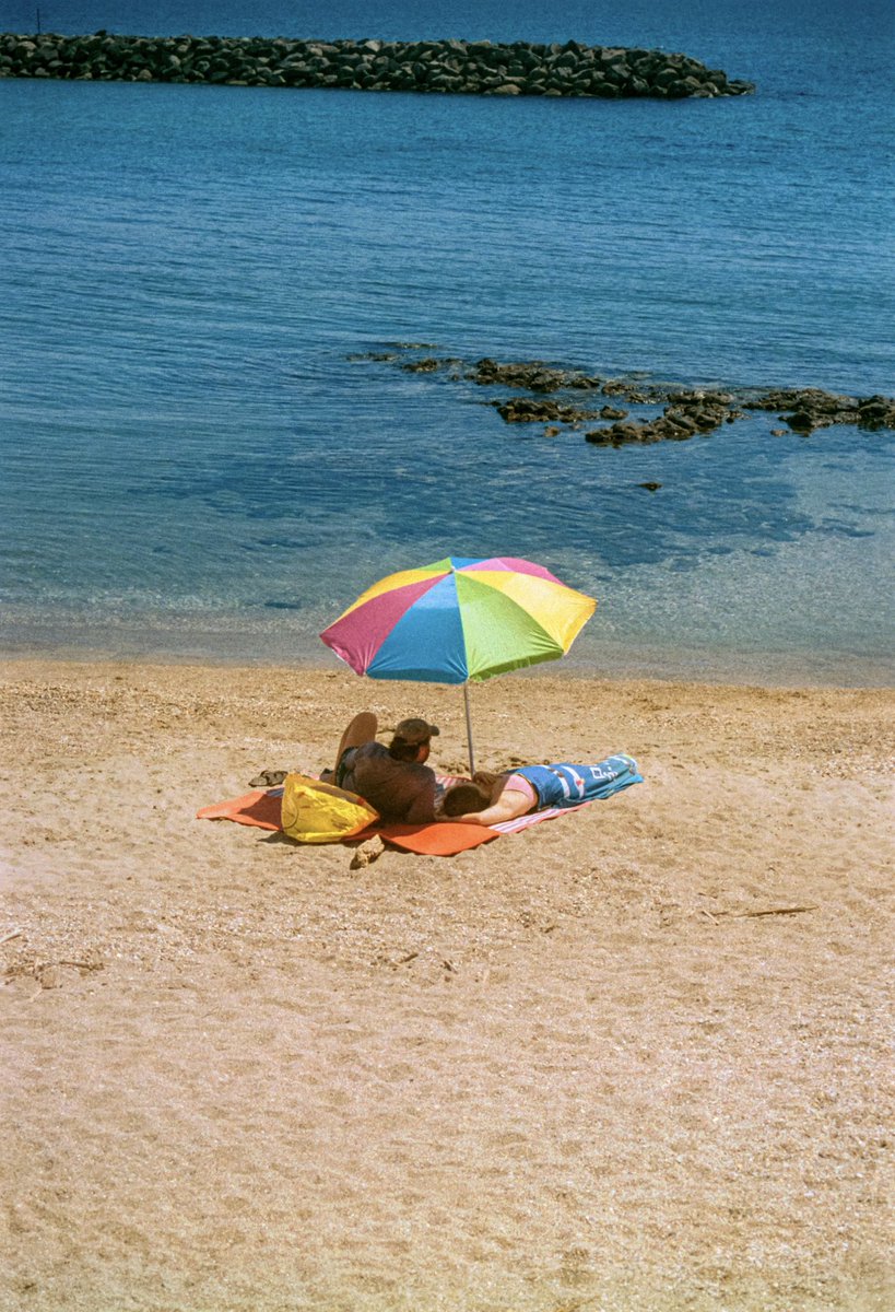 maximevisticot's tweet image. Une pellicule argentique au Cap d’Agde 🎞️