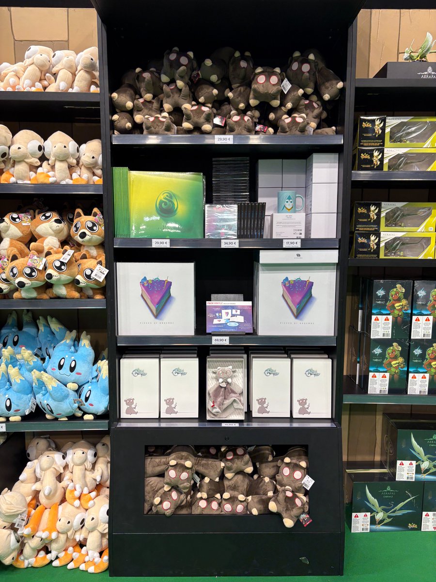 AnkamaGames's tweet image. ✨Retrouvez notre #Ankama Shop en physique sur notre stand à #JapanExpo2025 ! Des peluches, figurines, pin's et bien d'autres choses vous attendent 🧸
Et surtout... des avant-premières de certains produits !🌟
📍Stand F228 - Hall 5A