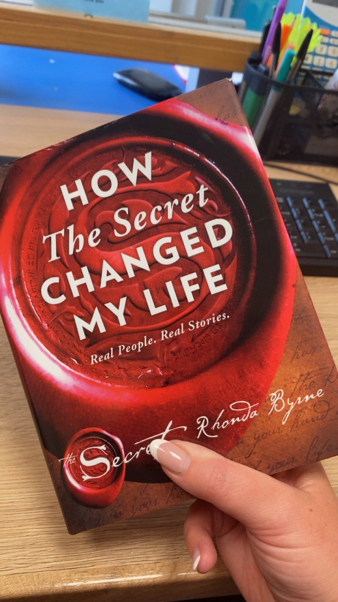 _x_Becks_x_'s tweet image. My 2 new books have arrived, I ain’t finished the 1st 3 books yet mind, I’m only 10 pages into the 1st book ffs!! 🤣 

#selfhelp #booksubscription