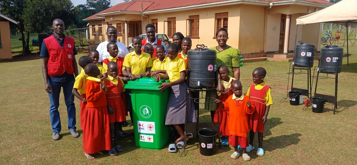 🧼🚮 Our Health team has donated handwashing facilities and dustbins to <a href="/DwellingPlacesU/">Dwelling Places</a> to boost hygiene, prevent disease, and support #Mpox prevention among vulnerable children at the children's home. Our interventions are meant to save lives through hygiene /health promotion