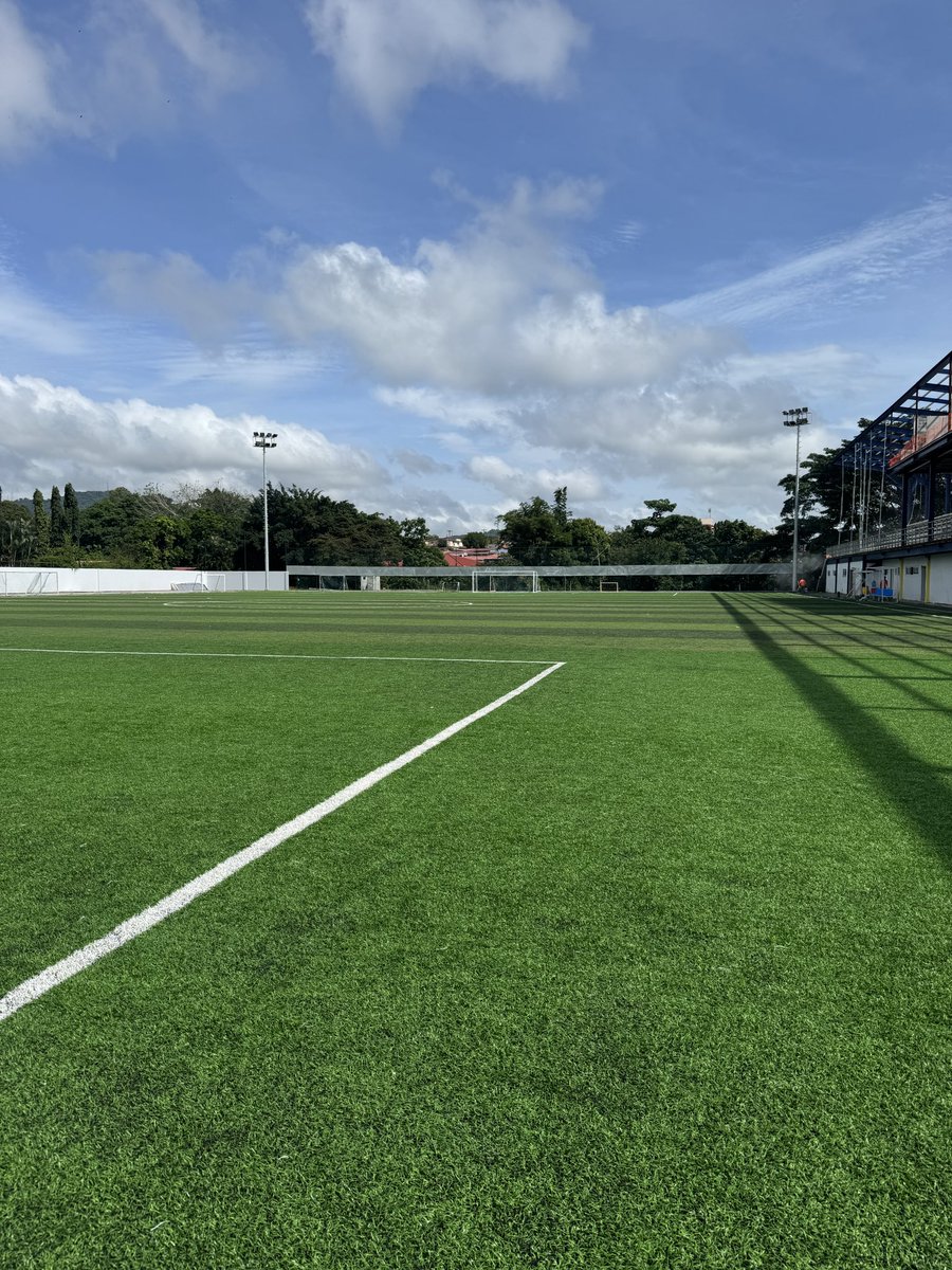 Edgardo Vidal (@evidal1507) on Twitter photo Avanzan los trabajos en la cancha de UMECIT pero no estarán para el inicio del próximo Clausura 2025.
Desde el club esperan que este lista para las fechas finales de la fase de grupos. <a href="/deportes_rpc/">Deportes RPC</a> Avanzan los trabajos en la cancha de UMECIT pero no estarán para el inicio del próximo Clausura 2025.
Desde el club esperan que este lista para las fechas finales de la fase de grupos. <a href="/deportes_rpc/">Deportes RPC</a>