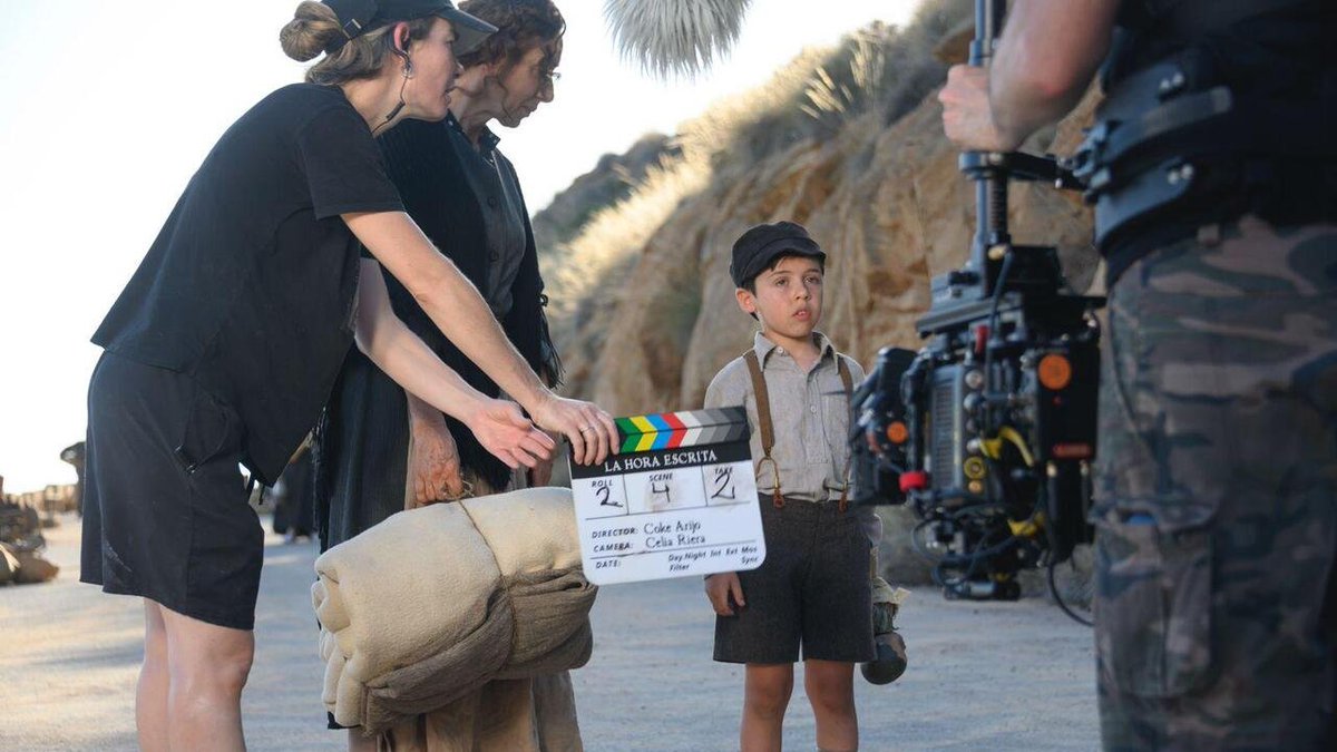 Mundoplus.tv Festivaleros (@mp_festivaleros) on Twitter photo Arranca el rodaje de “La hora escrita”, el proyecto ganador del Shortpitch de la 9 edición de Skyline Benidorm Film Festival #cine #rodaje #festival #Cortometrajes #SkylineBenidormFilmFestival <a href="/skylinefilmfest/">Skyline Benidorm Film Festival</a>
ℹ️ Más info. en 👇
mundo.plus/3bk6e Arranca el rodaje de “La hora escrita”, el proyecto ganador del Shortpitch de la 9 edición de Skyline Benidorm Film Festival #cine #rodaje #festival #Cortometrajes #SkylineBenidormFilmFestival <a href="/skylinefilmfest/">Skyline Benidorm Film Festival</a>
ℹ️ Más info. en 👇
mundo.plus/3bk6e