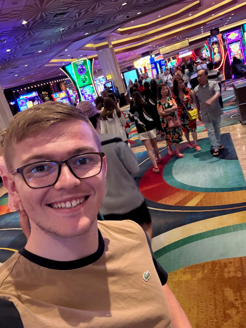 Bien arrivé ! 🎰🎲

#TeamLebrun #USSmash2025