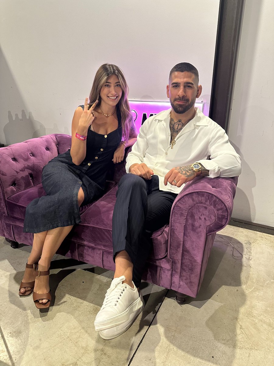 Dice que quiere duo 🙊