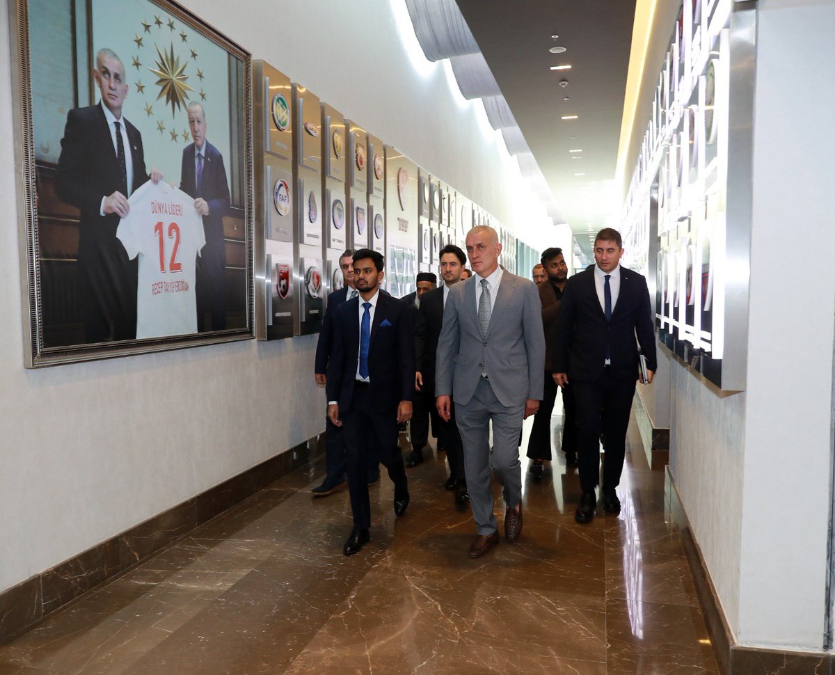 4 July 2025
Istanbul, Türkiye

Bangladesh and Türkiye Affirm Mutual Cooperation for Football Development

(Admin)