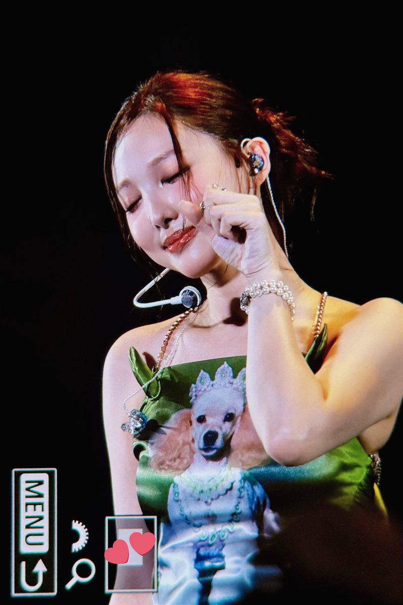 250704 高雄pre.

#TWICE #NAYEON #트와이스 #나연 #ナヨン