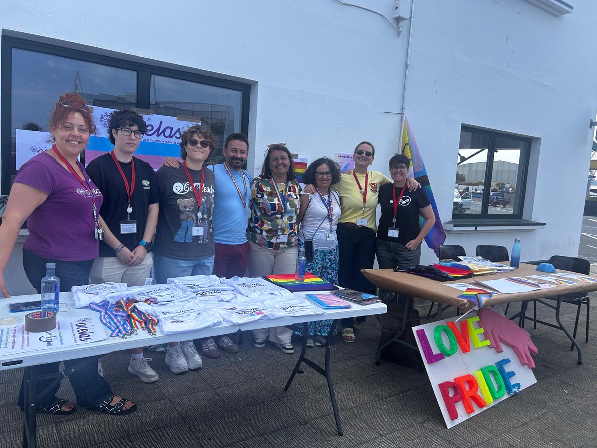 galizaCIG's tweet image. 🏳️‍🌈🏳️‍⚧️Por primeira vez, e impulsado polo comité, este venres fíxose no estaleiro de #Navantia Ferrol un acto con motivo do Día do Orgullo para reivindicar que se garantan os dereitos do colectivo LGBTC+, concienciar e combater a desigualdade.
👏O acto contou coa colaboración e