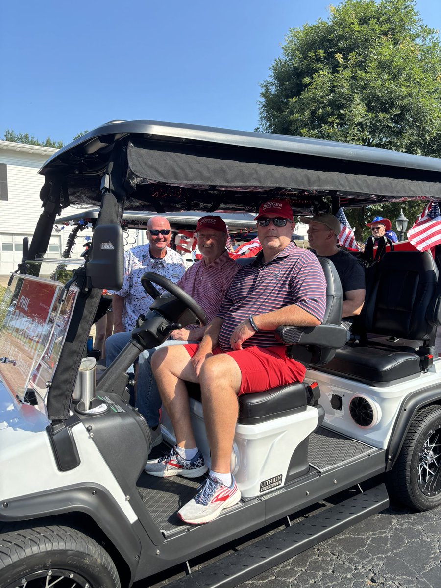 SenatorBerger's tweet image. Had a great morning at the Eden July 4th Fun Parade. Have a happy and safe Independence Day! God bless America! 🇺🇸