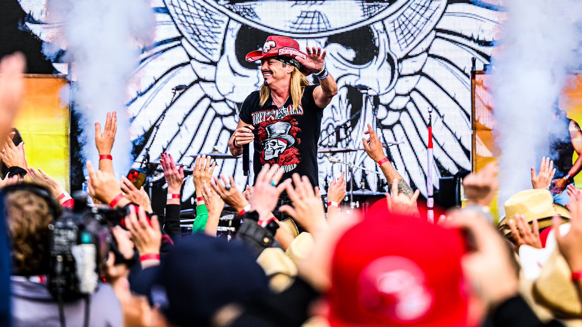 Calgary Stampeders (@calstampeders) on Twitter photo 🤘🤘🤘
It was Nothin' But A Good Time when @BretMichaels took the stage at our Stampede Bowl Halftime Concert, presented by <a href="/TD_Canada/">TD (Canada)</a>! 🤘🤘🤘
It was Nothin' But A Good Time when @BretMichaels took the stage at our Stampede Bowl Halftime Concert, presented by <a href="/TD_Canada/">TD (Canada)</a>!