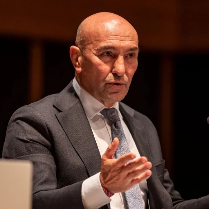 🟡 Eski Belediye Başkanı Tunç Soyer tutuklanarak cezaevine gönderildi.

Hesap vereceksin demiştik Tunç Soyer. İzmirlilerin ahı seni yakacak!