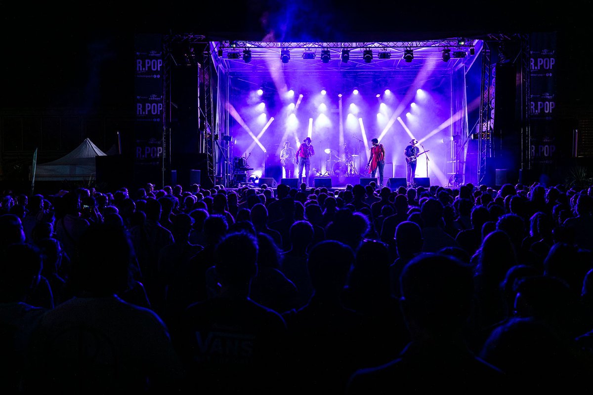 🎵 Le Festival R.Pop a été lancé hier soir avec près de 3 000 participants réunis place du Président Jacques-Chirac.

Un beau démarrage pour cette 9e édition qui se poursuit jusqu’au 5 juillet, chaque soir à partir de 20h45.