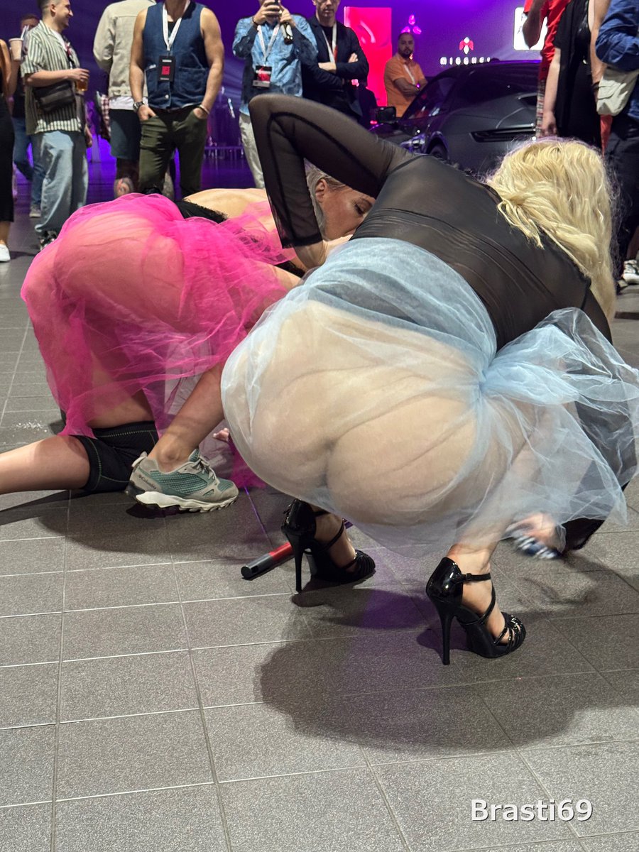 Retrato del Libertino (@brasti69) on Twitter photo Erochain Expo 2025 - Warsaw 6 #eroticevent #publicnudity #fair #warsaw #blondy #erochainexpo #erochainexpo2025 <a href="/ErochainExpo/">Erochain Expo</a> Erochain Expo 2025 - Warsaw 6 #eroticevent #publicnudity #fair #warsaw #blondy #erochainexpo #erochainexpo2025 <a href="/ErochainExpo/">Erochain Expo</a>