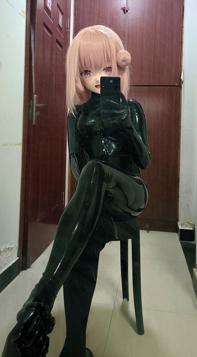 emb1333's tweet image. 自拍
#kigurumi