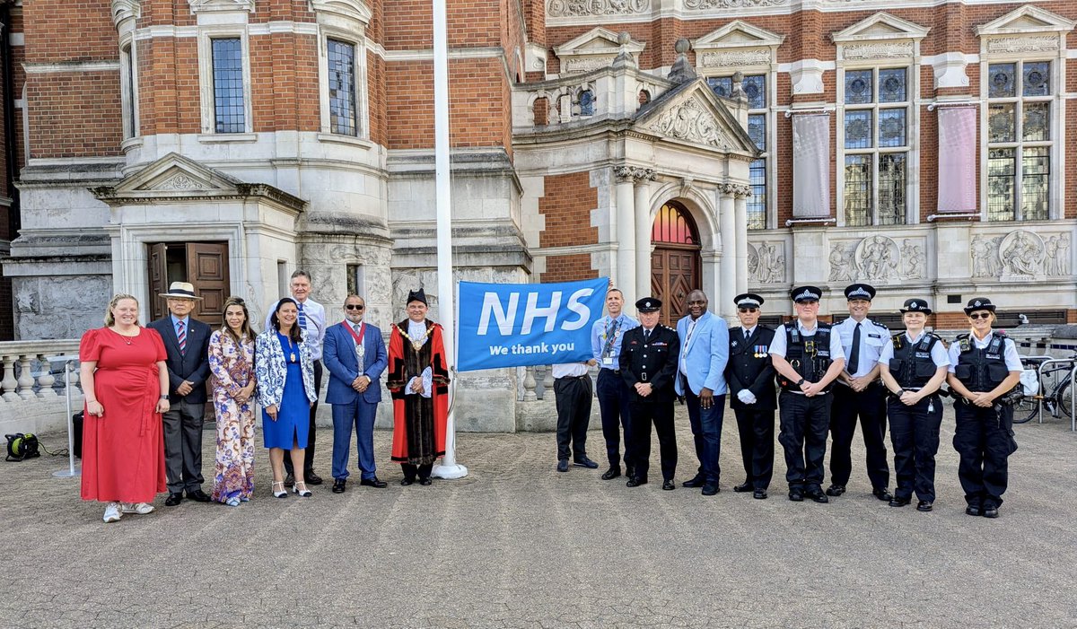 Cllr Mohammed Islam (@mohammedislam_1) on Twitter photo Today marks five years since the beginning of the COVID-19 pandemic a time that tested us all but also revealed the incredible strength, compassion, and resilience of our NHS and all blue light services.
We are deeply grateful for everything they did during those dark and Today marks five years since the beginning of the COVID-19 pandemic a time that tested us all but also revealed the incredible strength, compassion, and resilience of our NHS and all blue light services.
We are deeply grateful for everything they did during those dark and