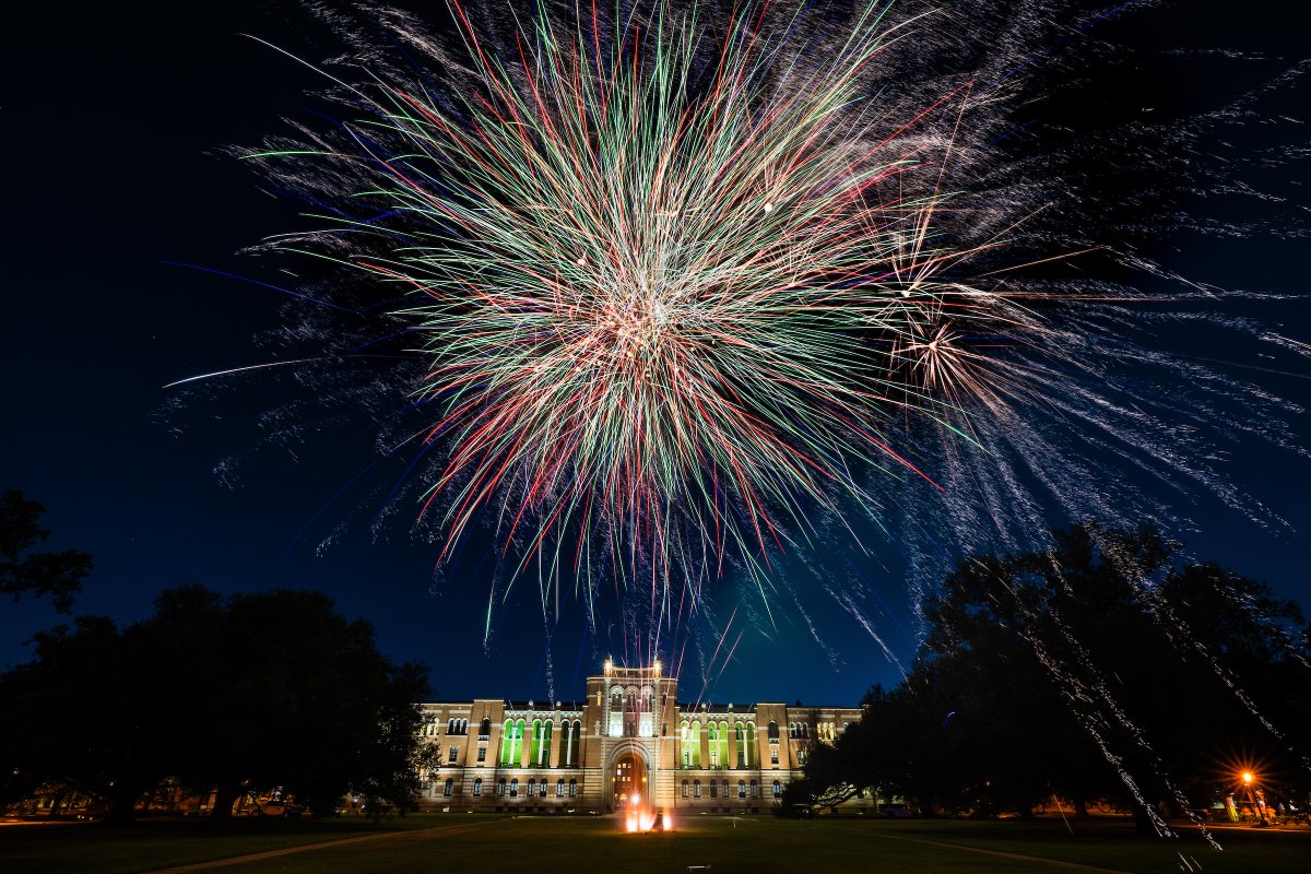 RiceUniversity's tweet image. Celebrating freedom and the incredible Rice minds using it to make a difference. Happy 4th of July, Owls!