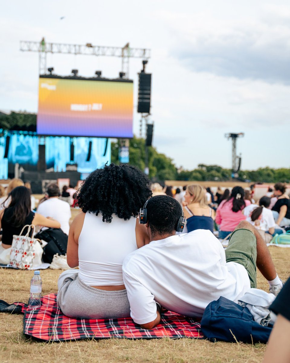 bstopenhouse's tweet image. Thank you for a magical first week of @bstopenhouse 2025 💝
But the fun isn't over yet! Meet us at Hyde Park from next Monday onwards for even more exciting free activities and events.
For more information, visit bst-hydepark.com
#OpenHouse #BSTHydePark #OutdoorEvent
