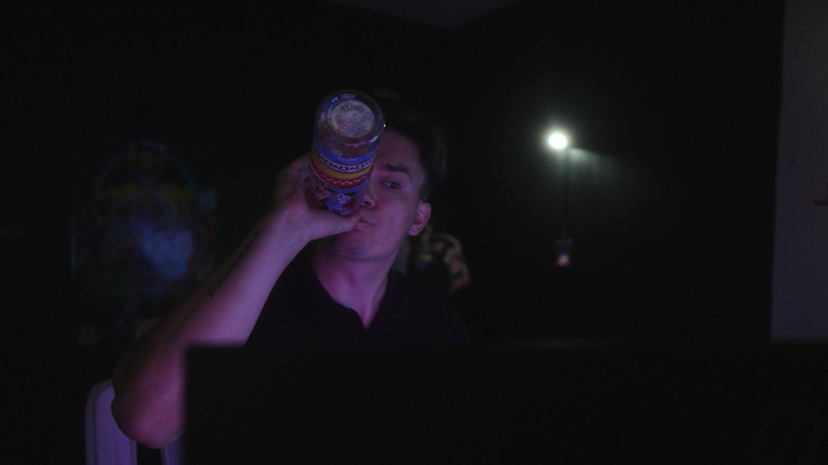 ❗️TOURNAGE TERMINÉ❗️

Le tournage de la prochaine vidéo est terminé.
Dans celle-ci, je vais essayer de vous présenter l'histoire que j'ai trouvée de façon plus "cinématique". Hâte de vous monter ça:)