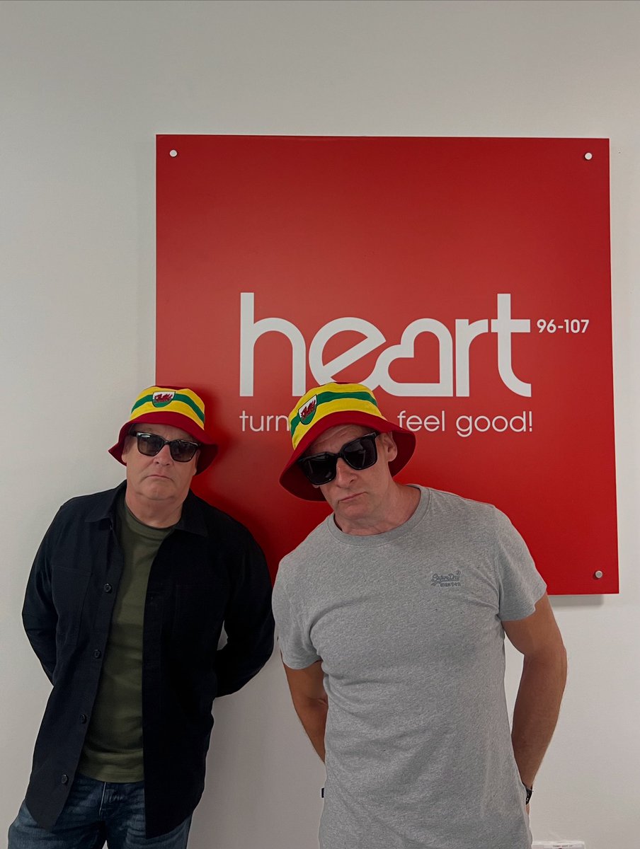 Simon jagger (@radiojagger) on Twitter photo If you’re off to Oasis in Cardiff  tonight or tomorrow have yourself an absolute blast. Rock n Roll  🎸 🎤 If you’re off to Oasis in Cardiff  tonight or tomorrow have yourself an absolute blast. Rock n Roll  🎸 🎤
