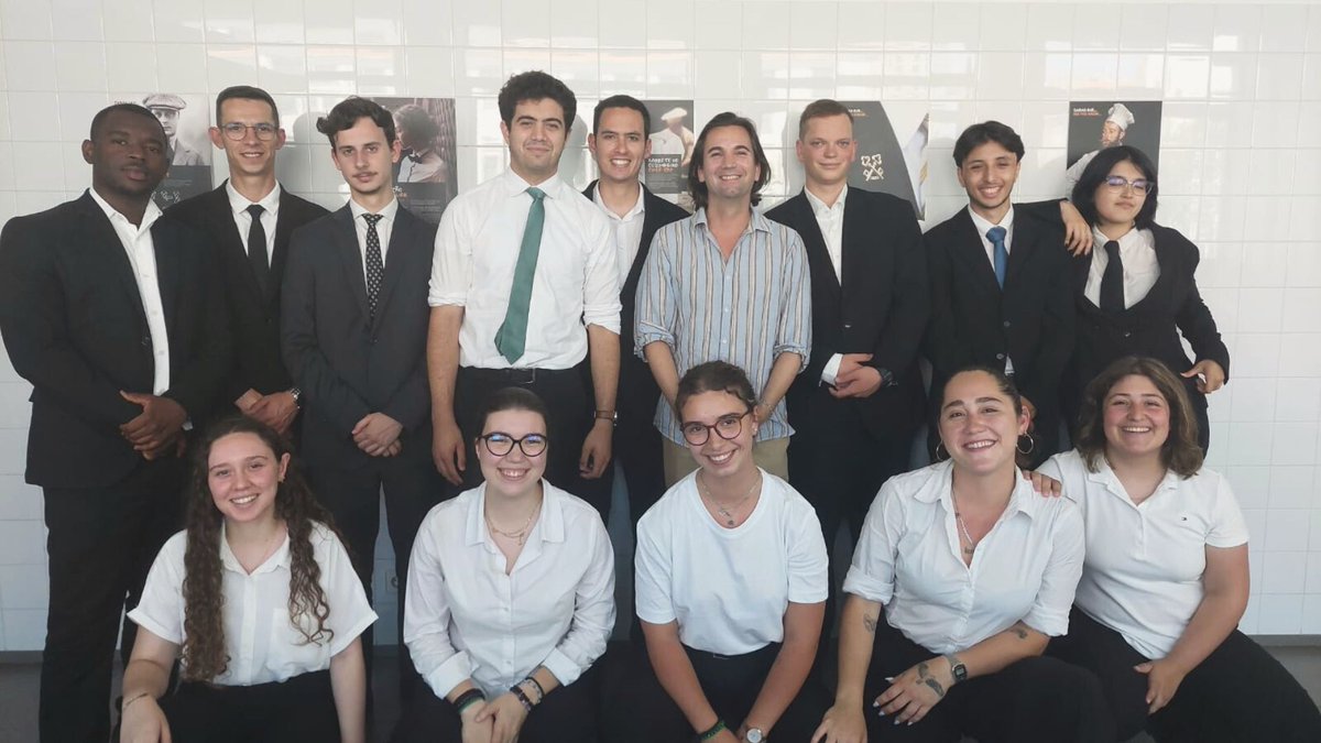 EHTPORTO's tweet image. Último dia de aulas na EHTP | Last day of classes at EHTP

🎉📚 Last day of classes at EHTP!
They made it through it all: hands-on classes, long hours, real-life challenges, services, assessments… and they’re still smiling! 💪😄
#EHTP #EHTPorto #WeAreHospitality #LastDayOfSchool