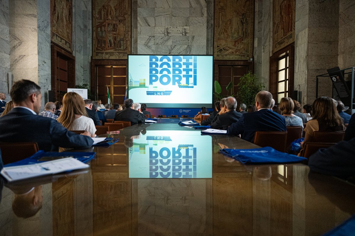 ASSOCOSTIERI tweet media