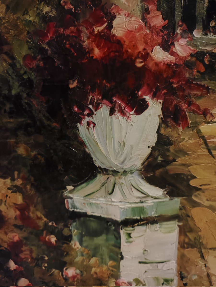 青岛的海真好看啊，第二张我愿称之为大海的小屌☺️，第三张是青岛的高楼大厦，最后一张是在洗浴中心看到的油画，让我震惊的是，他是真的画出来的，而不是打印品，能抚摸到每一处的肌理🥺🤩