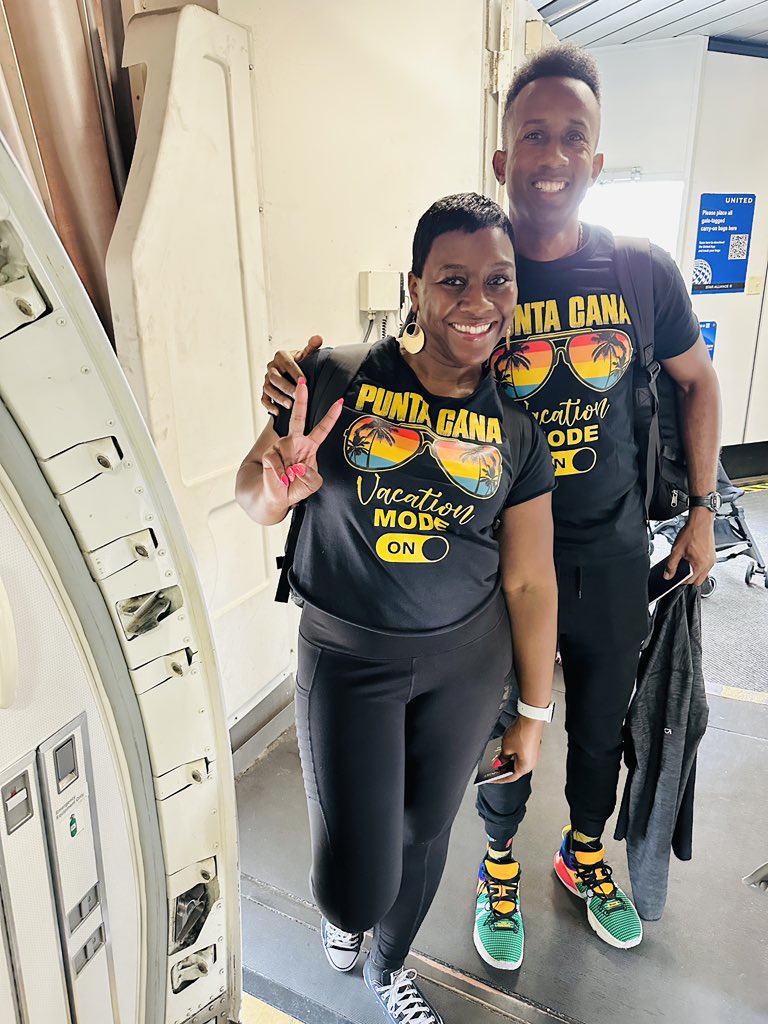 DrTiffanyWilson's tweet photo. Time to celebrate the Mister’s Birthday ✌🏾We’ll be back! 🛫🏖️⛵️ #MuchNeeded #Disconnecting #VacationModeON https://t.co/bSb6ljYhEn