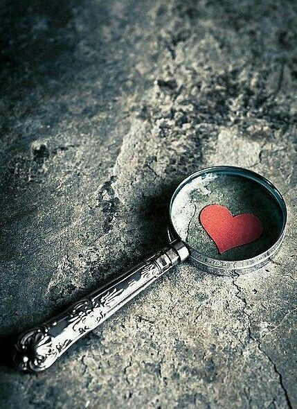 Un cœur qu'il faut chercher à la loupe, ne vaut pas de se retourner...

Tu es définitivement mort ☠️⚰️

📷 Pinterest