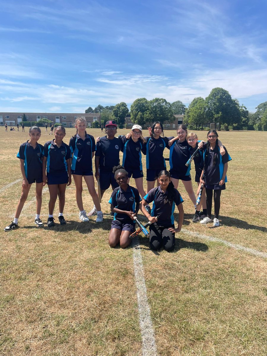 Year 8 girls ended their rounders season with their district tournament this afternoon 🥎 we finished with 2 wins in their 4 matches!